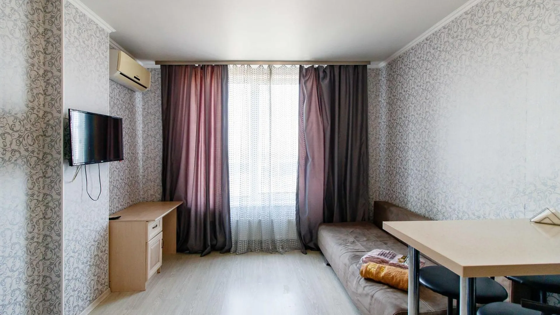 Kvartirkoff na Bogatirskaya 6a, 10 floor Kiev